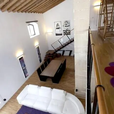 Holiday Calle Balderramas * جيريز